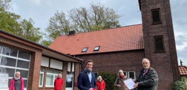 SPD Hatten setzt sich weiter fuer ein Buergerhaus im Gebaeude der alten Feuerwehr Sandkrug ein Foto Werner Fademrecht NWZ